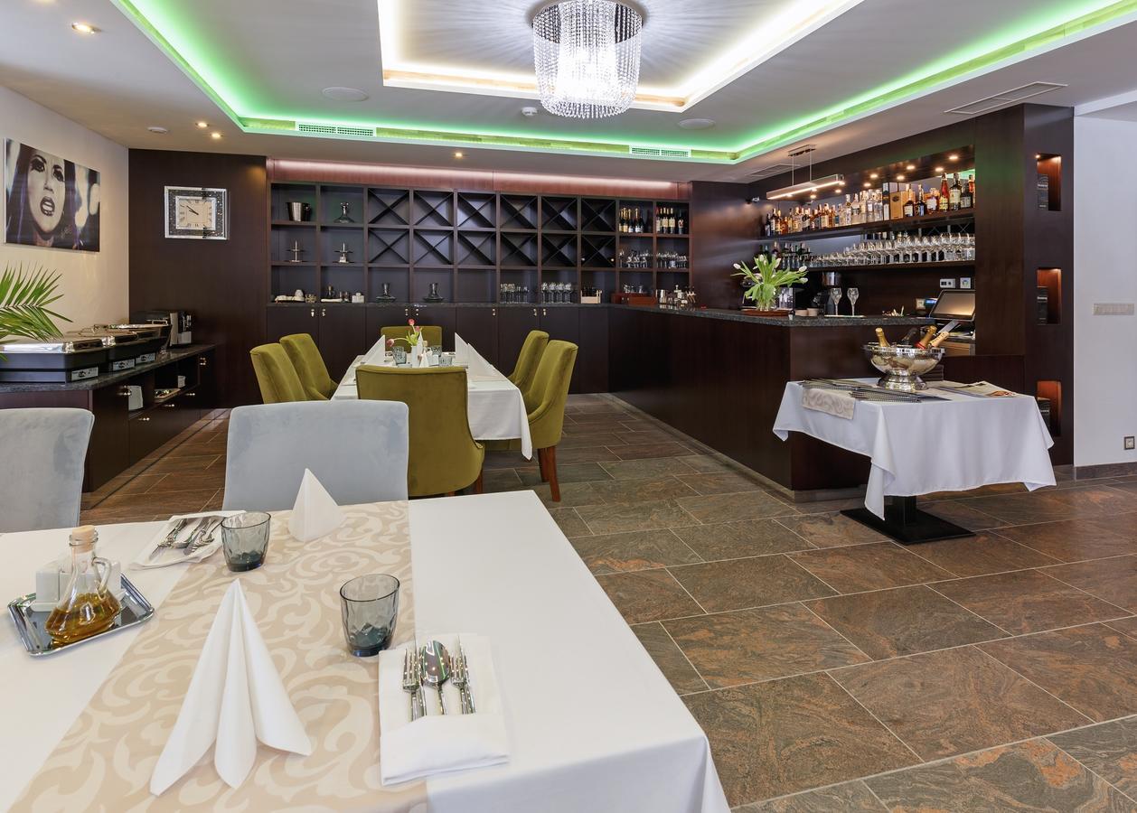 Hotel Bystra Snina Εξωτερικό φωτογραφία
