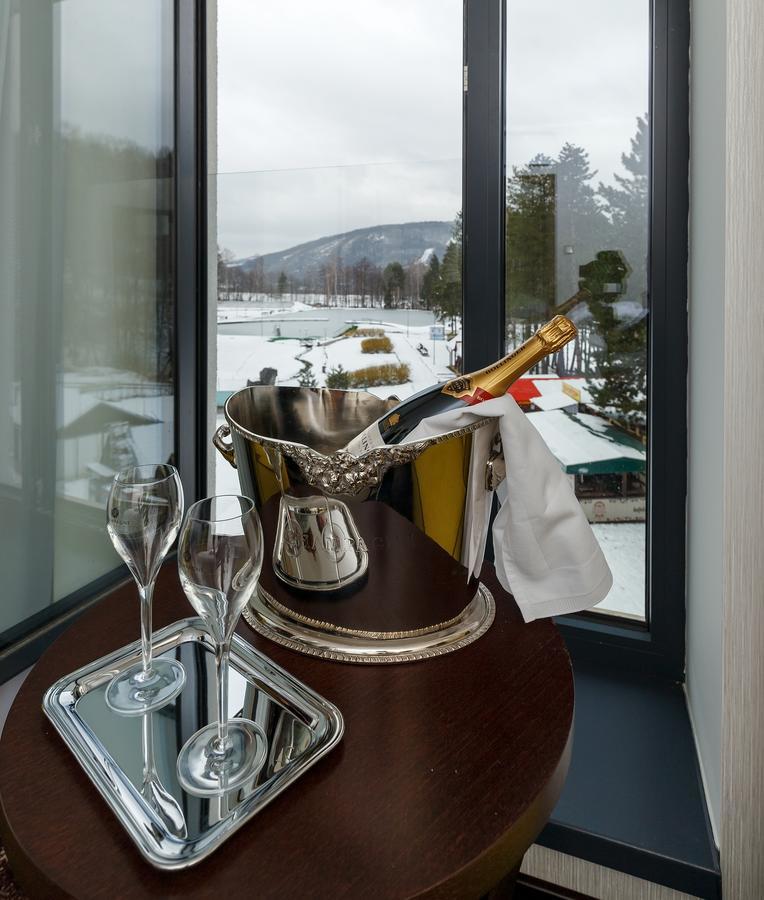 Hotel Bystra Snina Εξωτερικό φωτογραφία
