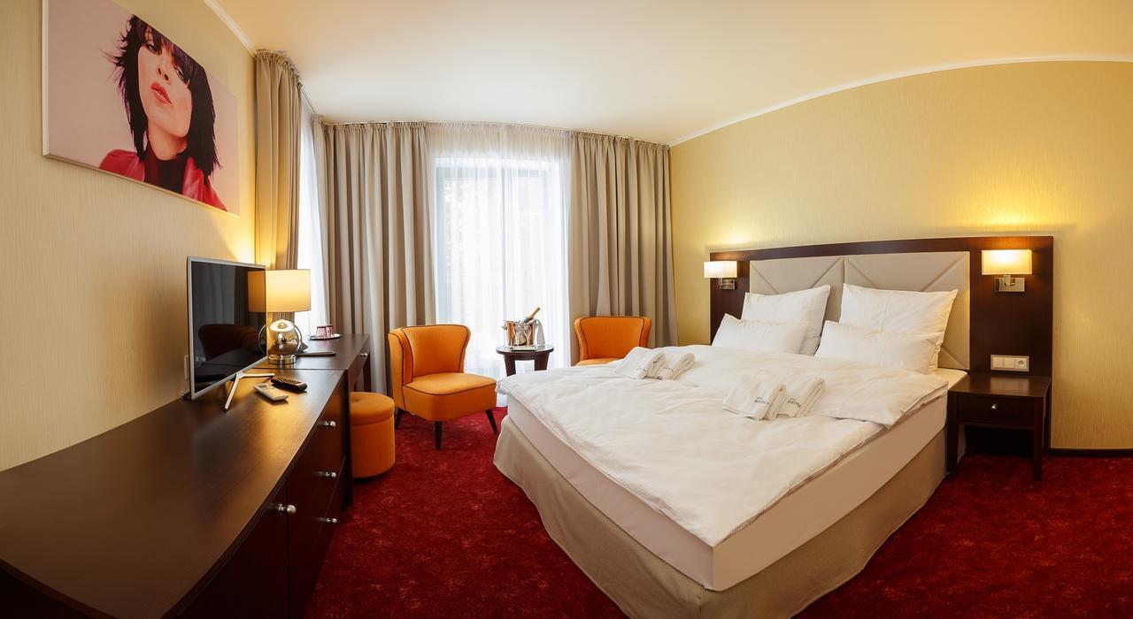 Hotel Bystra Snina Εξωτερικό φωτογραφία
